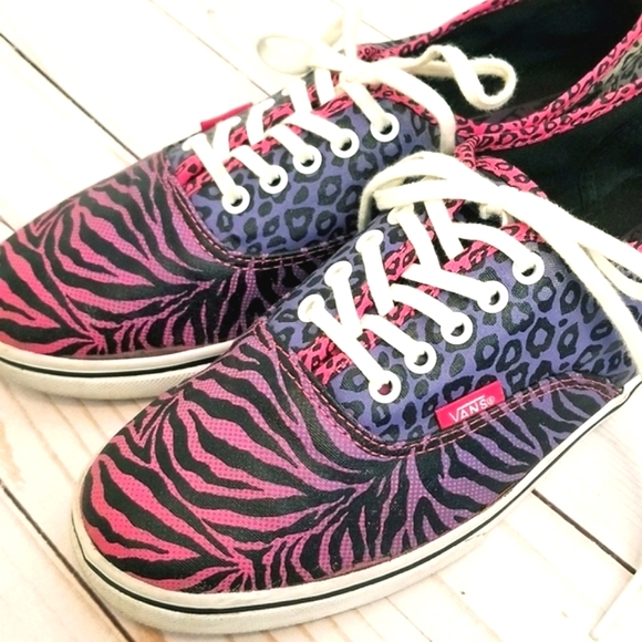 Vans Animal Print Sneakers Shoes - Picture 1 of 8